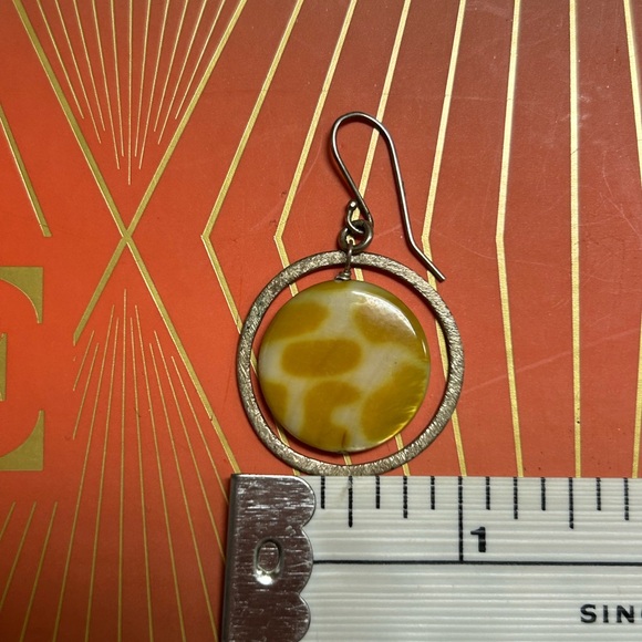 Earrings - Picture 3 of 4